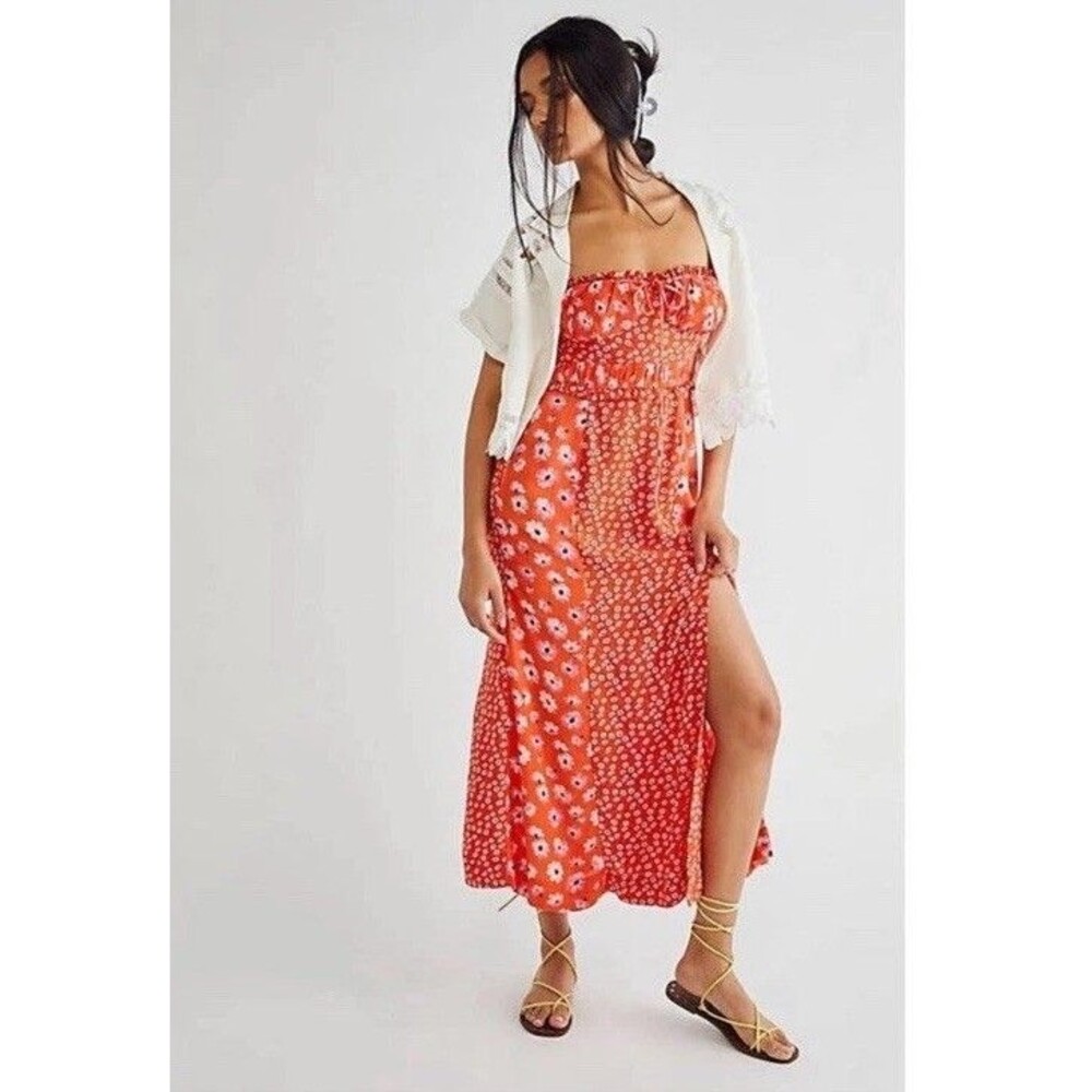 Free People XS Tigerlilly Dress Midi Red Earth Combo Floral Slit Sweetheart Neck